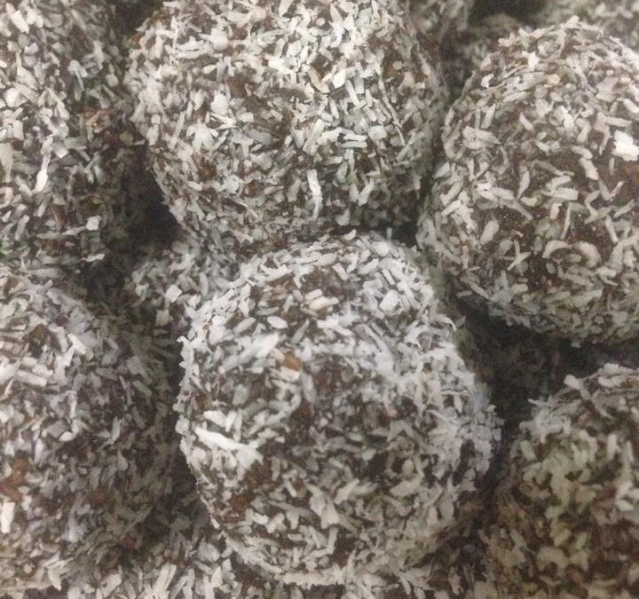 Chocolate, Coconut & Date – AMAZE-balls!