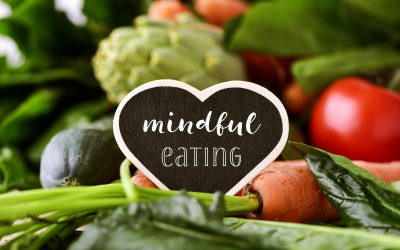 7 Simple Ways To Eat More Mindfully